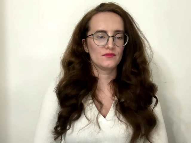 SofiaPleasure live cam preview