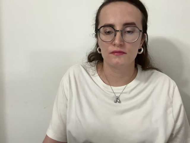 SofiaPleasure live cam preview
