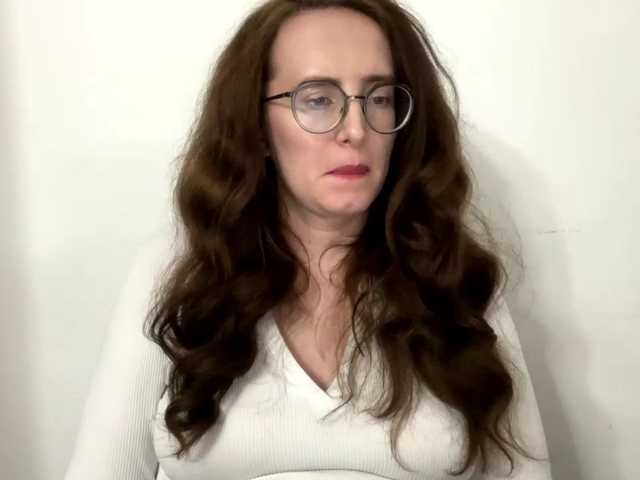 SofiaPleasure live cam preview