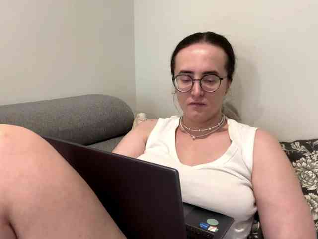 SofiaPleasure webcam