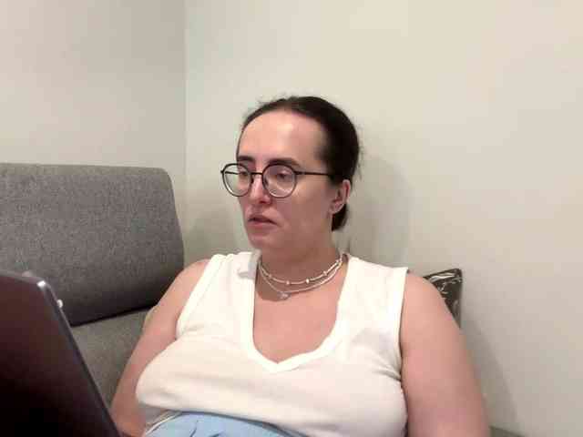 SofiaPleasure webcam