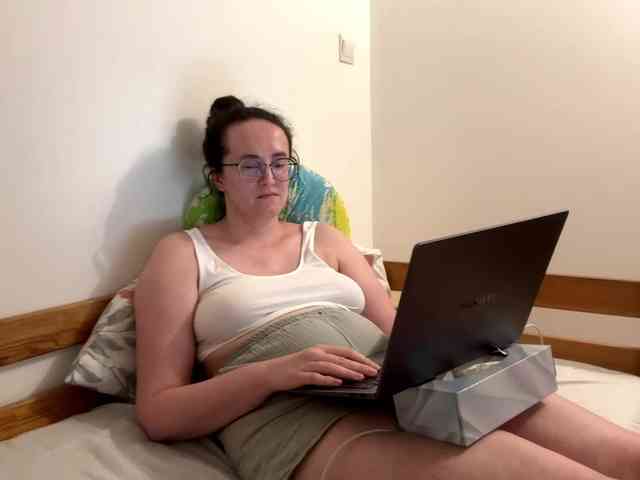 SofiaPleasure webcam