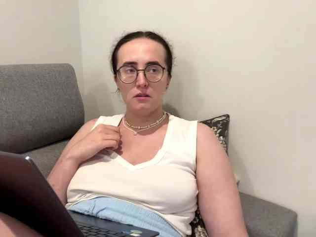 SofiaPleasure webcam
