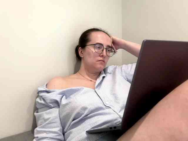 SofiaPleasure webcam