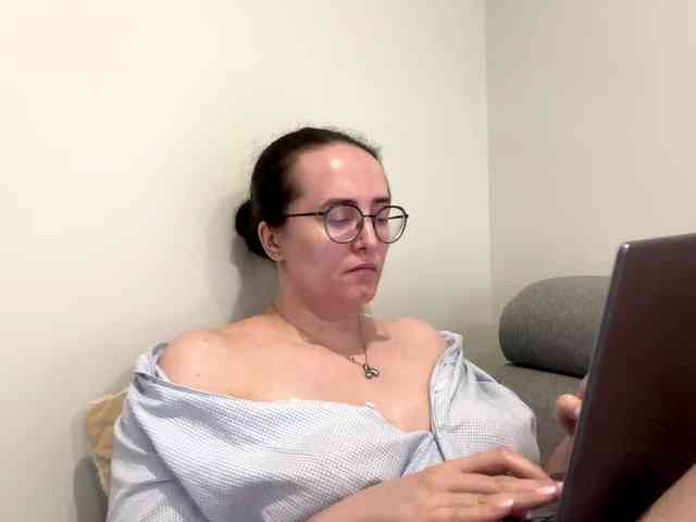 SofiaPleasure webcam