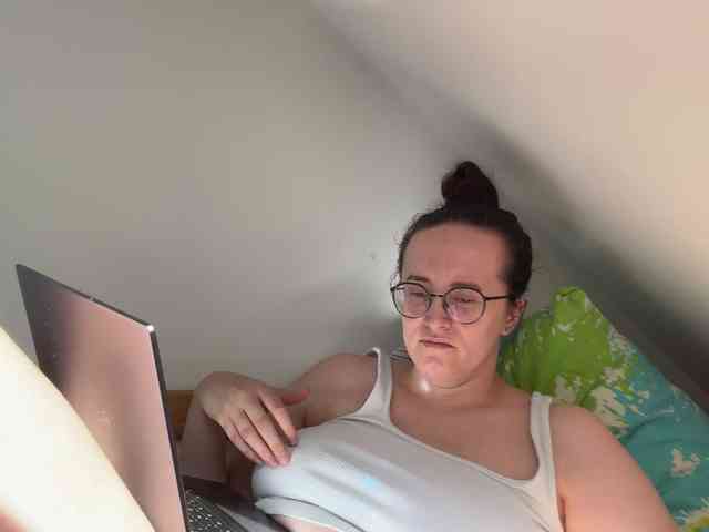 SofiaPleasure webcam