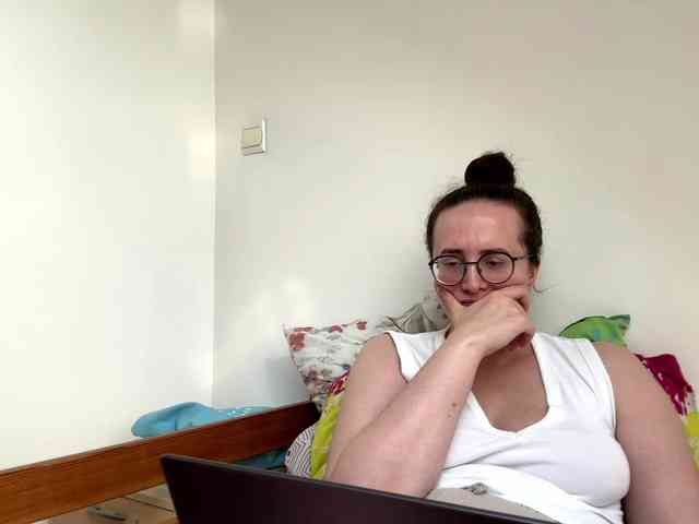 SofiaPleasure webcam