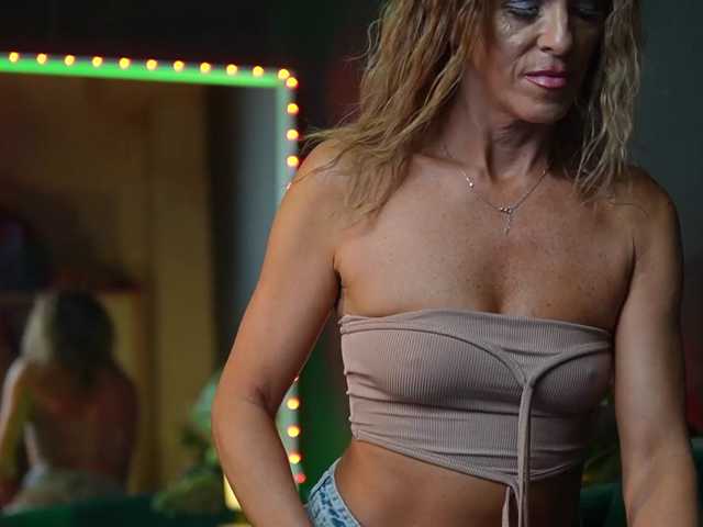 NaomiAmora