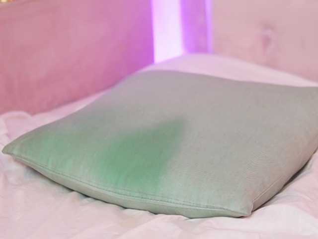 NaomiAmora live cam on BongaCams