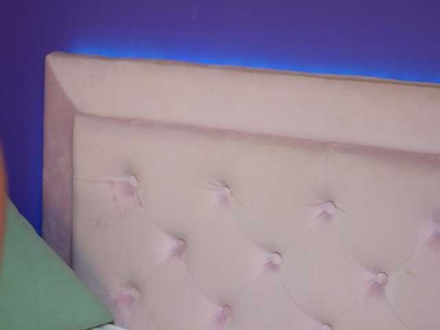 NaomiAmora live cam on BongaCams