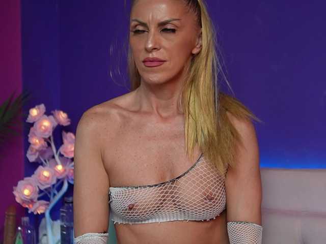 NaomiAmora