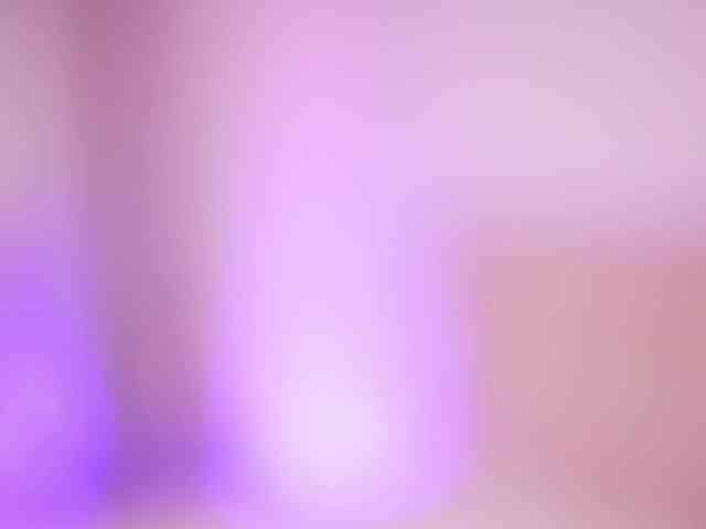 NaomiAmora webcam