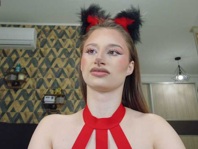 ScarletFlame live cam on BongaCams