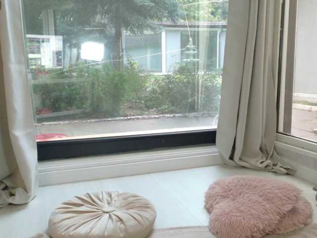 ScarletFlame live cam preview