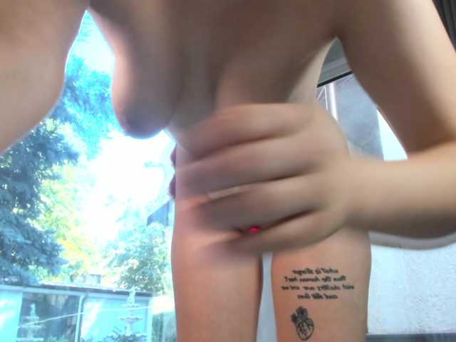 ScarletFlame live cam on BongaCams