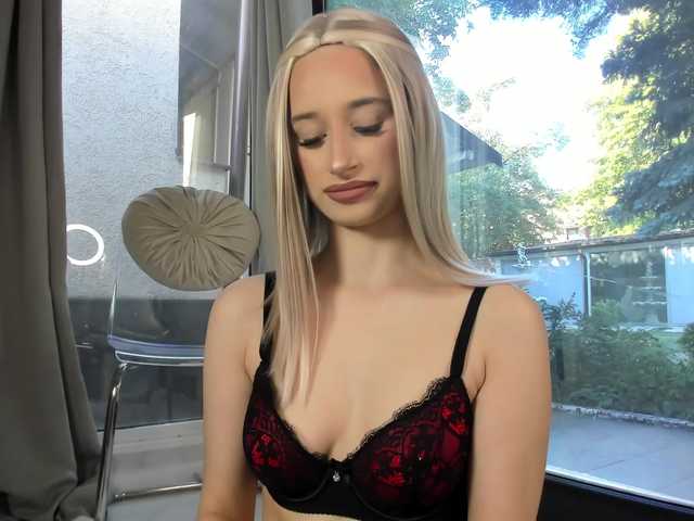 ScarletFlame live cam on BongaCams