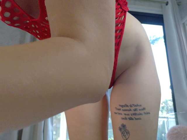 ScarletFlame live cam on BongaCams