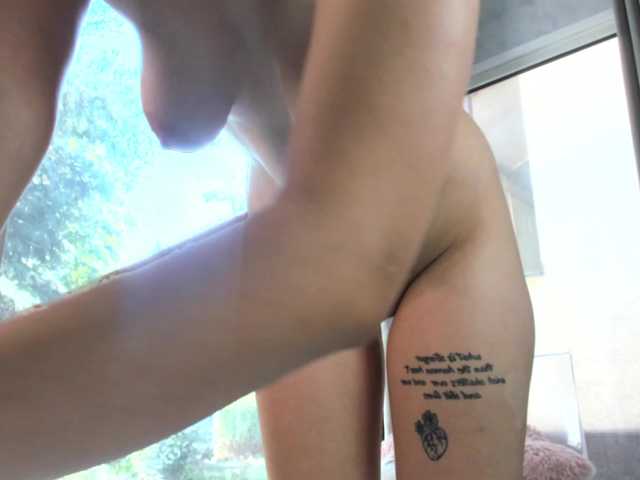 ScarletFlame live cam on BongaCams
