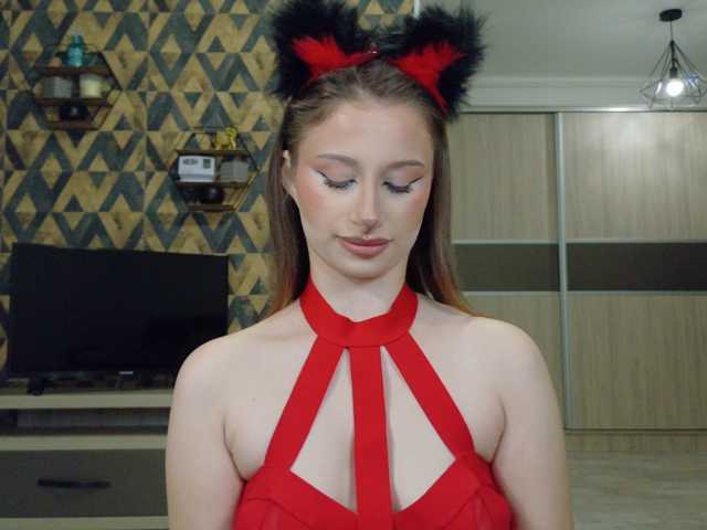 ScarletFlame live cam on BongaCams