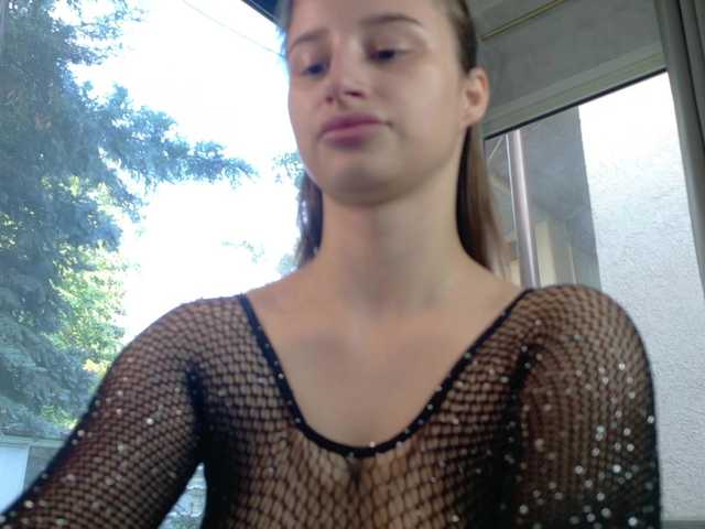Sex chat gratuit in direct cu ScarletFlame pe BongaCams