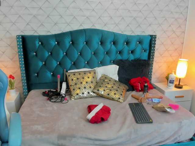 Pulis-bell Live Cam on BongaCams