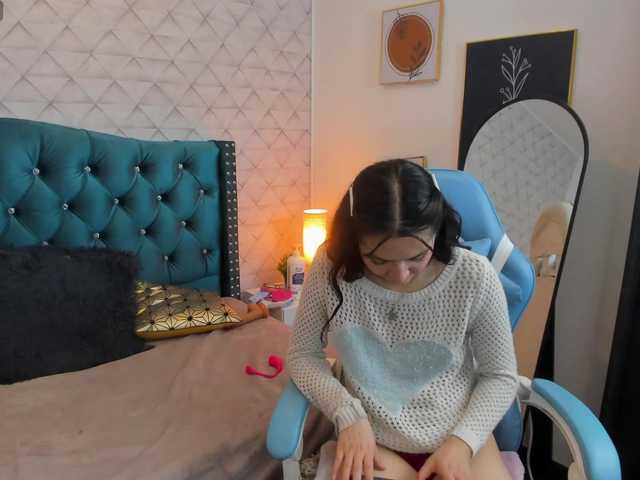 Pulis-bell's BongaCams show and profile