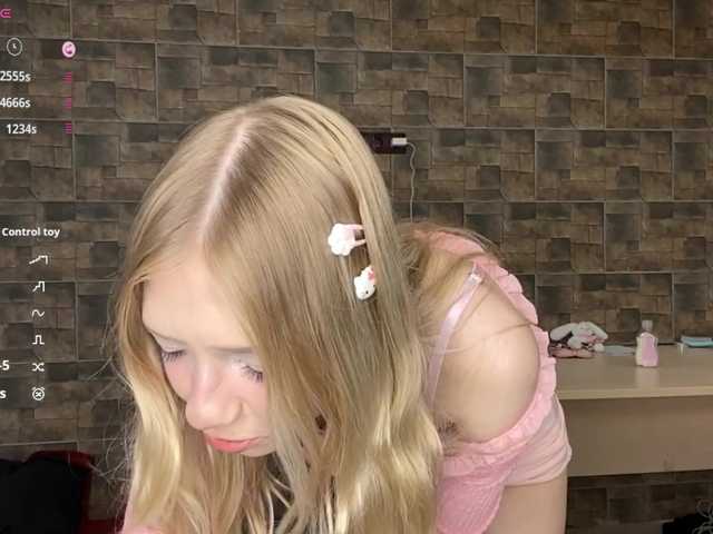 KalaWeingartner live cam on BongaCams