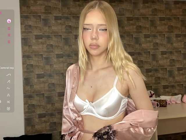 KalaWeingartner live cam on BongaCams