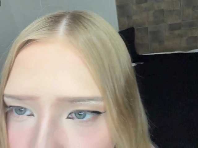 KalaWeingartner live cam on BongaCams