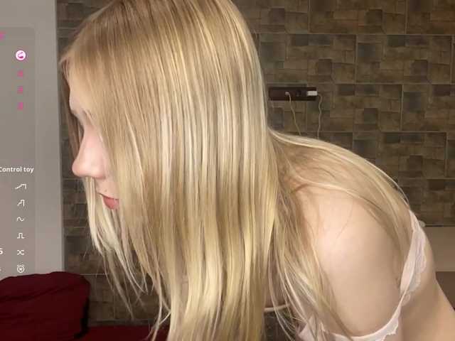 KalaWeingartner live cam on BongaCams