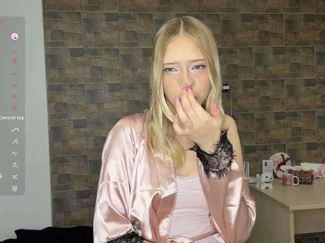 KalaWeingartner live cam on BongaCams