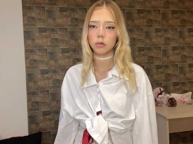 KalaWeingartner live cam on BongaCams