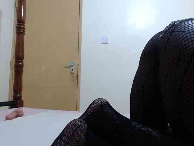 Ass-minaj webcam