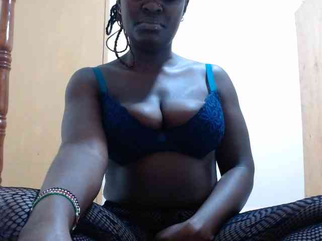 Ass-minaj webcam