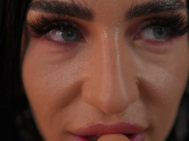 RubyConner's BongaCams show and profile