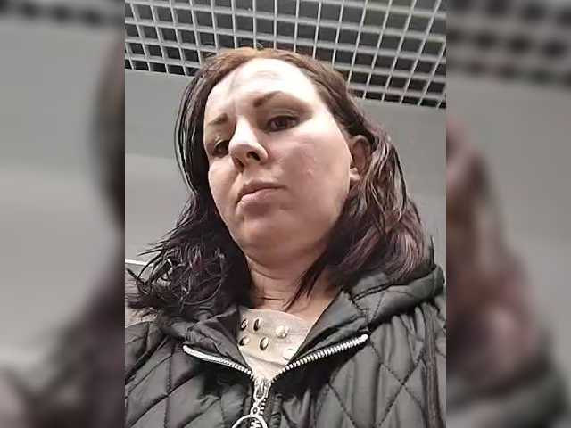 OpenGirl's BongaCams show and profile