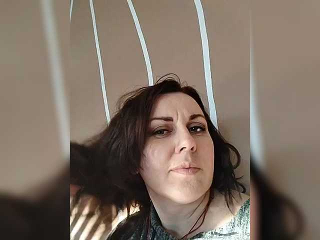 OpenGirl's BongaCams show and profile