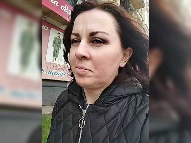 OpenGirl's BongaCams show and profile