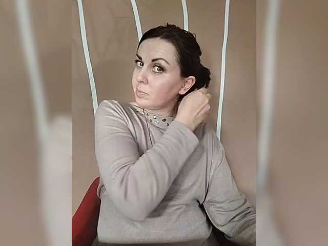 OpenGirl's BongaCams show and profile