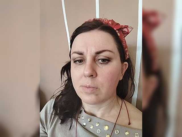 OpenGirl's BongaCams show and profile