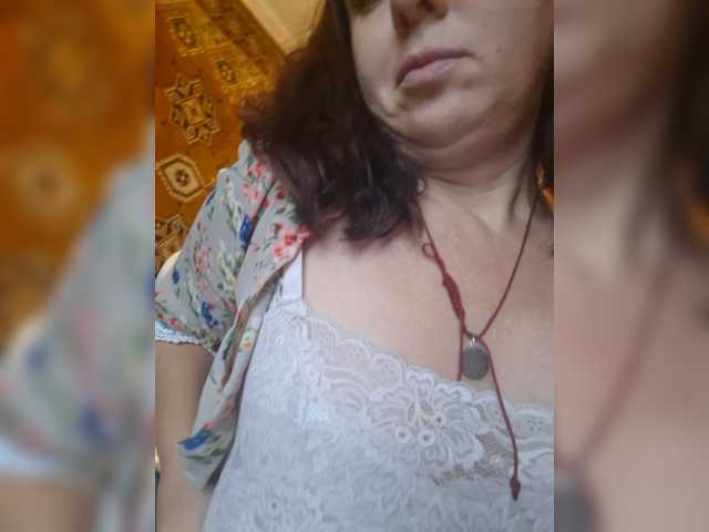 OpenGirl — live female cam