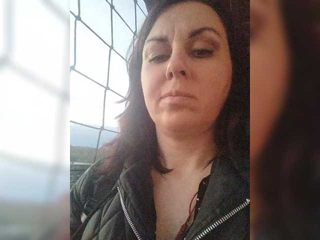 OpenGirl's BongaCams show and profile