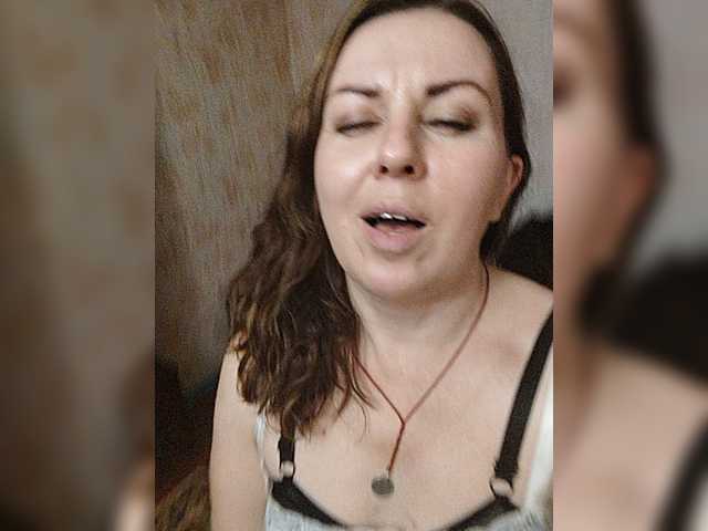 OpenGirl live cam on BongaCams
