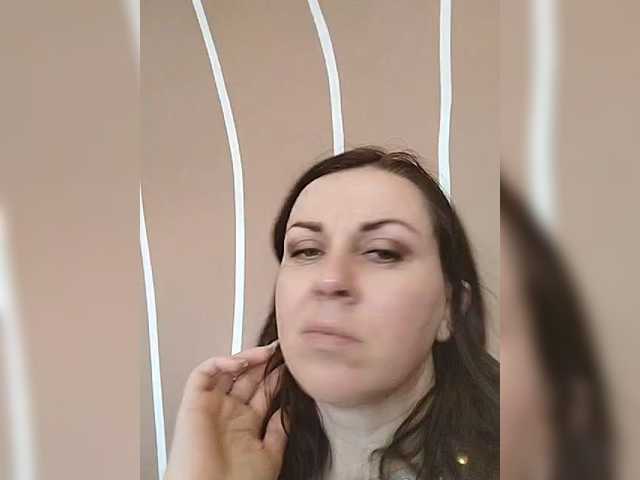 OpenGirl's BongaCams show and profile