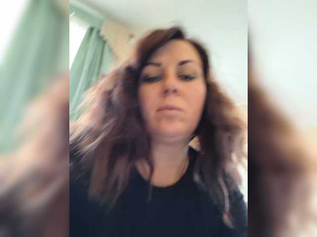 OpenGirl live cam preview