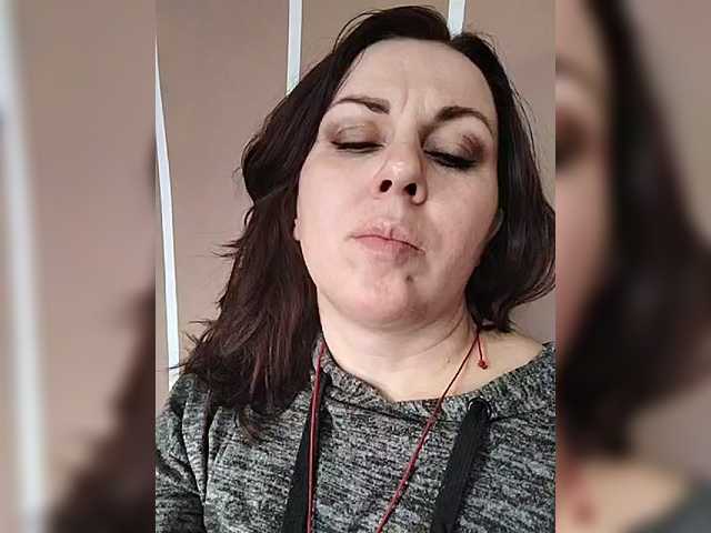 OpenGirl's BongaCams show and profile