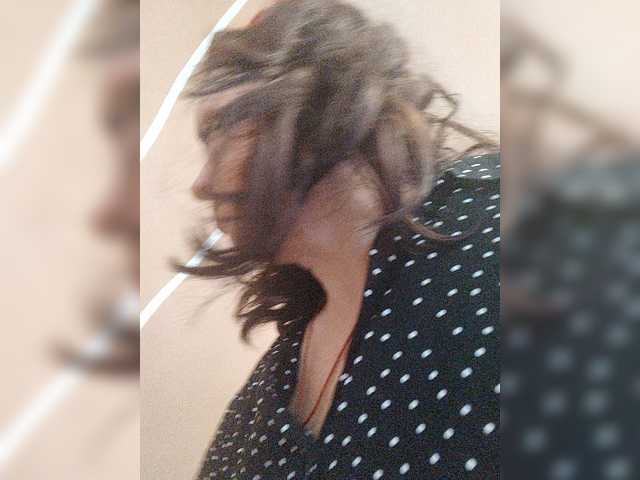 OpenGirl's BongaCams show and profile