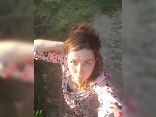 OpenGirl live cam on BongaCams