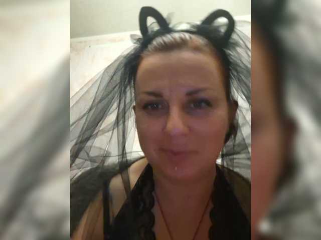OpenGirl live cam on BongaCams