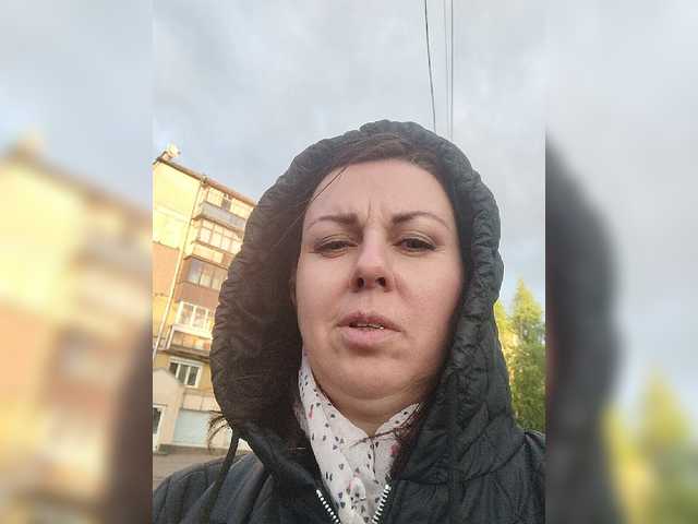 OpenGirl's BongaCams show and profile